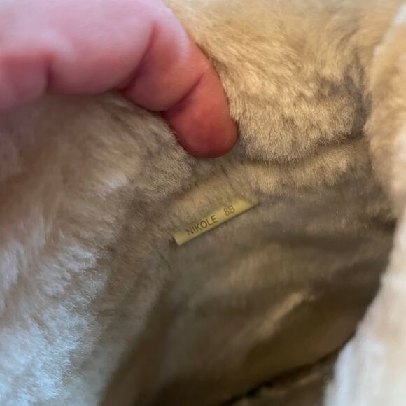 COACH Nikole Shearling Boots 8 Gold Signature Logo Winter Furry UGG Style - Picture 10 of 16